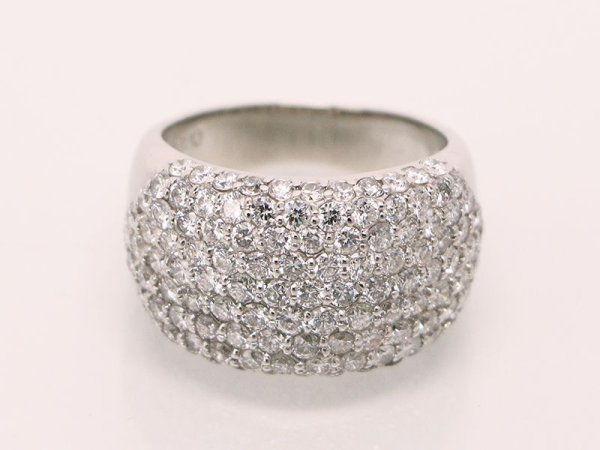 PT900 ダイアイリリング 3.00ct 13.20g　拡大