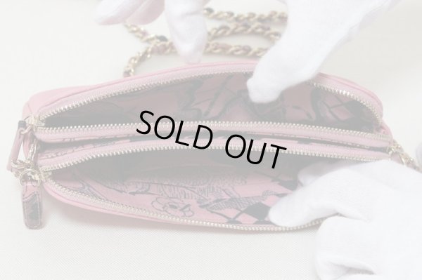 シャネル　ラッキーフラワー　チェーンウォレット ピンク　中身