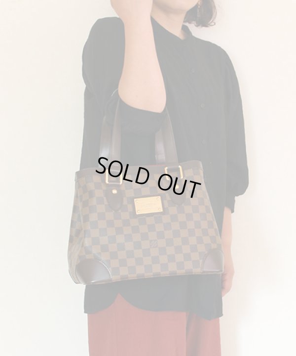 ルイ・ヴィトン ハムステッドPM N51205 持ったイメージ