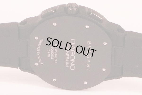 ブルガリ　ディアゴノ　マグネシウム　ＤＺ４２　ＳＭＣＯＨ　黒文字盤　裏面拡大