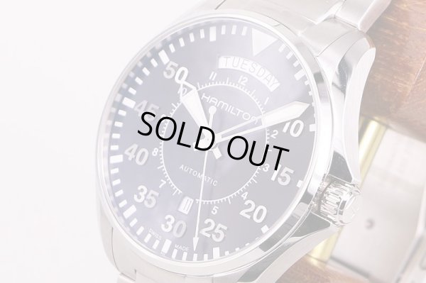 ハミルトン　カーキ　パイロット　デイデイト４２　Ｈ６４６１５０　黒文字盤　サイド拡大