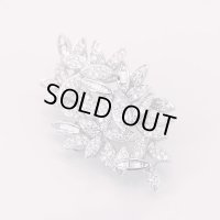 K18WG ダイアイリブローチ 3.45ct 17.90g