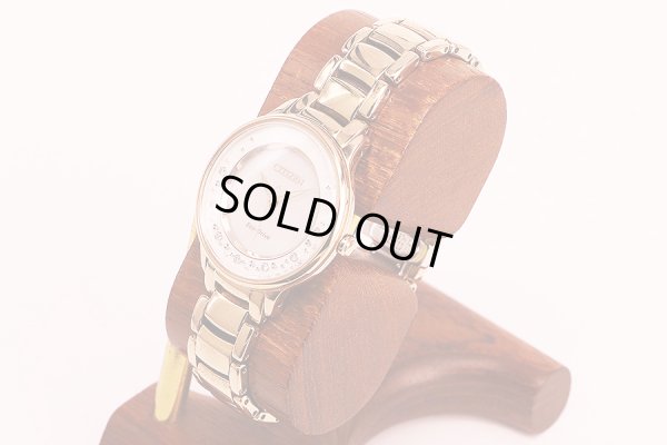 シチズン　エル　ＥＭ０４７３－８２Ｄ シェル文字盤　サイド