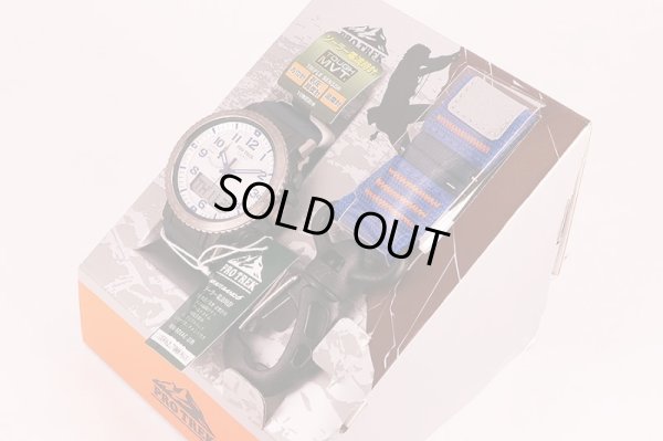 カシオ　プロトレック　ＰＲＷ－５０ＹＥＡ－２ＪＲ　白文字盤　サイド