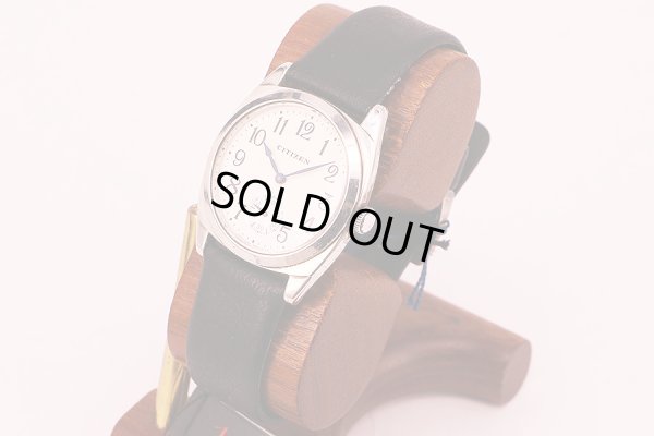 シチズン　１９３８復刻モデル　白文字盤　サイド