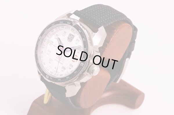 ルミノックス　ＩＣＥ－ＳＡＲ　ＡＲＣＴＩＣ　１２０８ 白銀文字盤　サイド