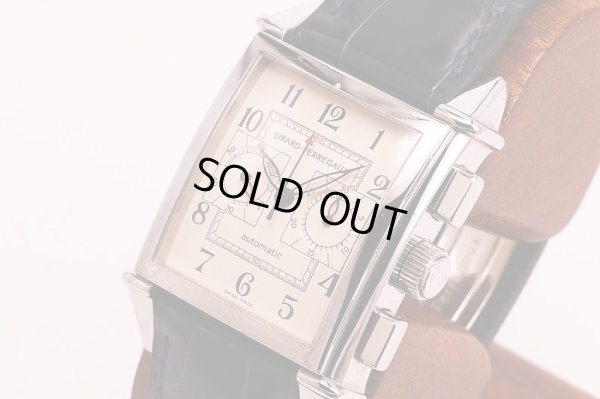 ジラールペルゴ　ヴィンテージ１９４５　Ｒｅｆ２５９９　ベージュ文字盤　サイド拡大