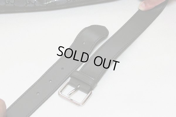 グッチ メッセンジャーバック 201732 520981 モスグリーン ストラップ使用感