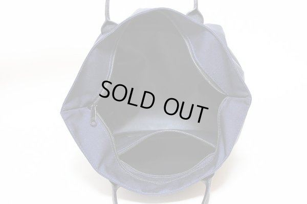 エルベシャプリエ レザーハンドル舟型トートM 1407C ネイビー 中身