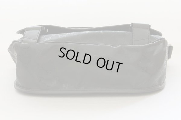 グッチ メッセンジャーバック 201732 520981 モスグリーン 底