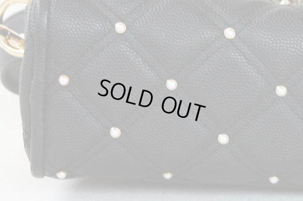 マークジェイコブス THE SOFTSHOT21 WITH PEARLS M0016480 ブラック 底拡大