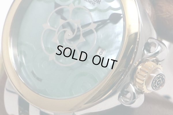 チューダー　クレア・ド・ローズ　３５４０１　緑シェル文字盤　サイド拡大