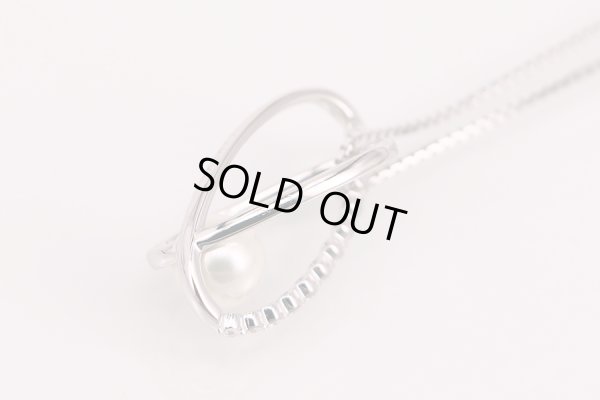 タサキ　K18WG パールダイアイリペンダントネックレス 7.60mm 0.19ct 7.60g　裏面