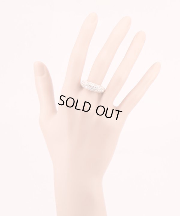 クイーン　750PG ダイアイリリング 2.00ct 6.90g　装着イメージ