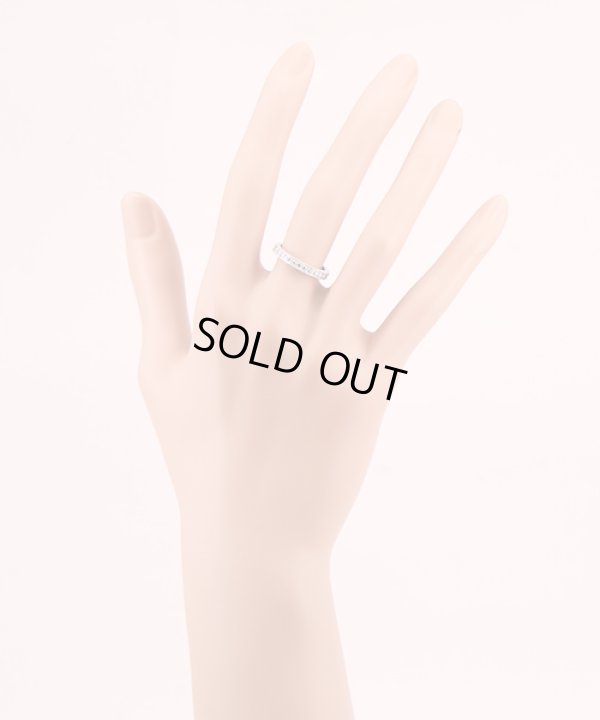 ロイヤルアッシャー　PT950 ダイアイリリング 0.208ct 4.20g　装着イメージ