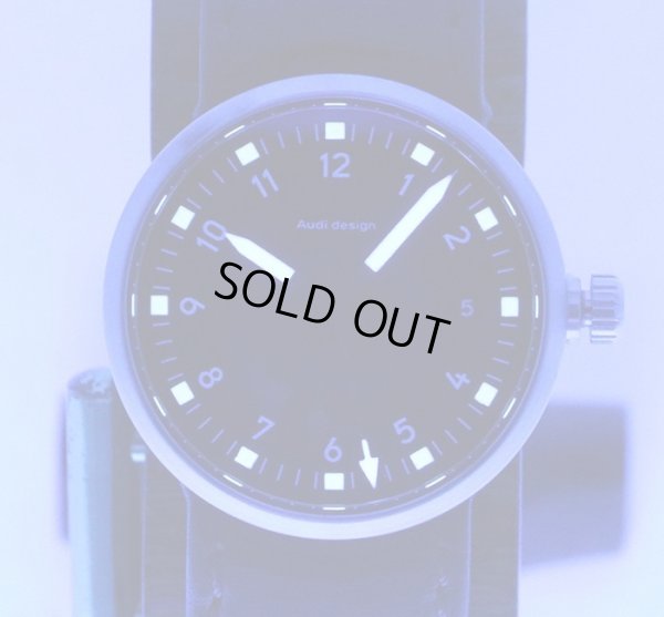 ジン　アウディ　デザインサークル　Ｃ０１　黒文字盤　ライト