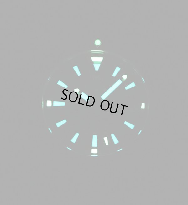 タグホイヤー　アクアレーサー　ＷＡＹ２１１Ｃ　紺文字盤　紺セラミックベゼル　ライト暗闇