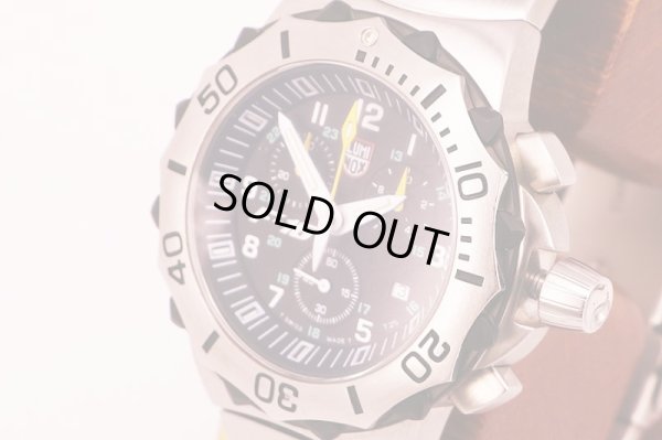 ルミノックス　Ｆ１６　クロノグラフ　６２２　黒文字盤　サイド拡大