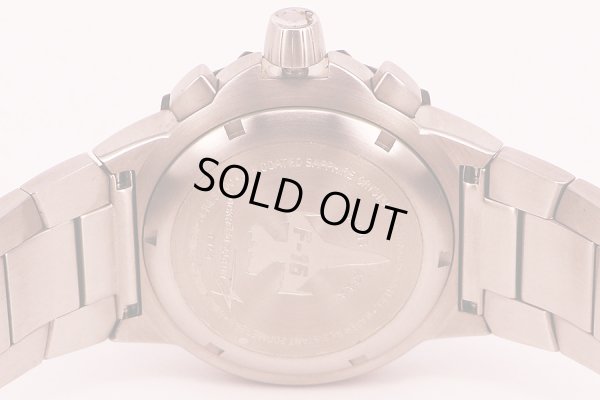 ルミノックス　Ｆ１６　クロノグラフ　６２２　黒文字盤　裏面拡大