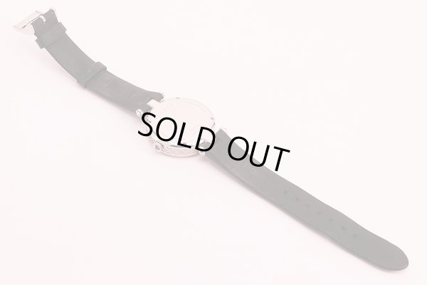 グッチ　１４１．４　ディアマンテ　黒文字盤　革ベルト状態　裏面