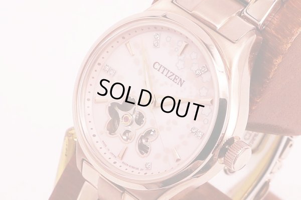 シチズン　メカニカル　ＰＣ１００４－６３Ｗ 　こぼれ桜文字盤　サイド拡大