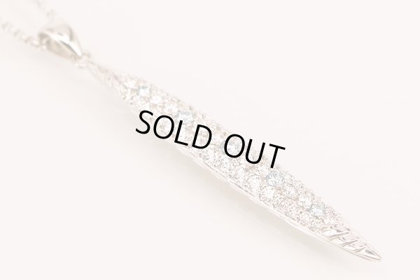 PT900/K18WG ダイアイリペンダントネックレス 1.62ct 0.24ct 13.60g　表面拡大