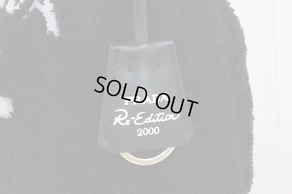 プラダ　Re-Edition 2000 テリー ミニバッグ 1NE515 2DXO F0967 ブラック　サイド拡大