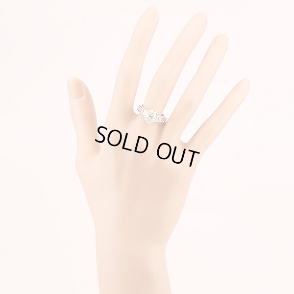 PT900 ダイアイリリング 2.017ct 0.90ct 7.10g　装着イメージ