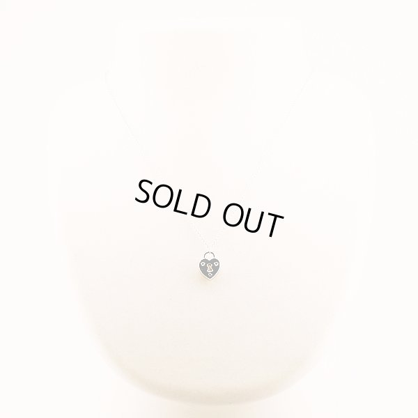 スタージュエリー　K18WG ダイアイリペンダントネックレス 0.04ct 3.90g　装着イメージ