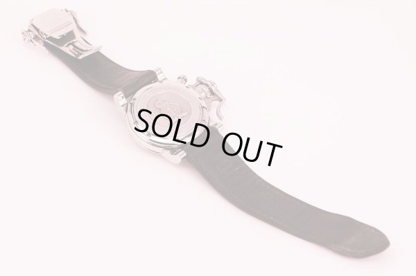 グラハム　クロノファイター　２ＣＦＡＳ．Ｓ０１　銀文字盤　革ベルト状態裏面