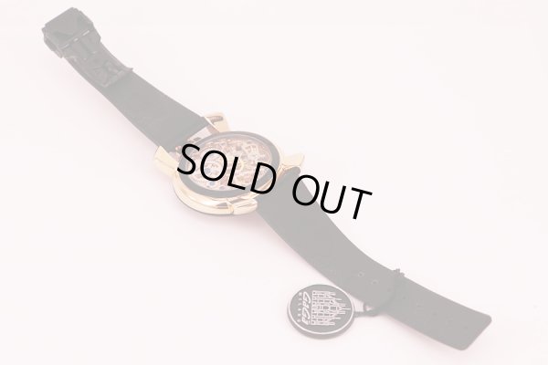 ガガミラノ　マニュアーレ４８　５５１１　ネイマールJr限定　両面スケルトン文字盤　革ベルト状態裏面