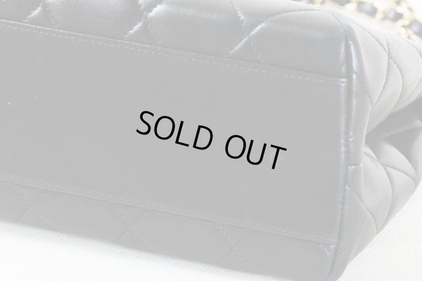 シャネル　ハンドバック ブラック　底部一部レザー剥げ