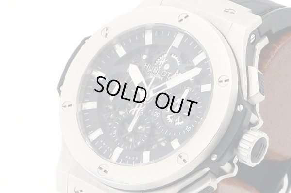 ウブロ　アエロバン　３１１．ＳＸ．１１７０．ＧＲ　スケルトン文字盤　サイド拡大