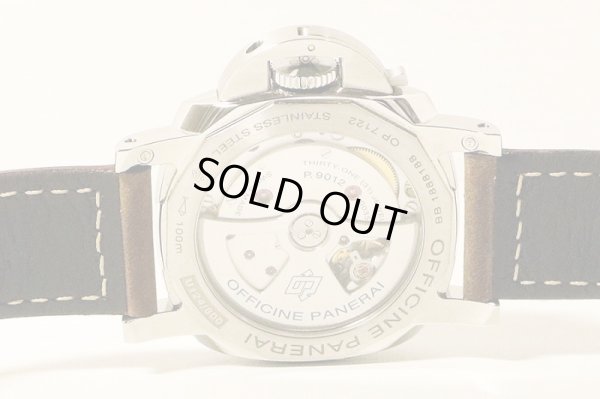 パネライ　ルミノール１９５０ＧＭＴ　ＰＡＭ０１５３７　黒文字盤　裏面拡大