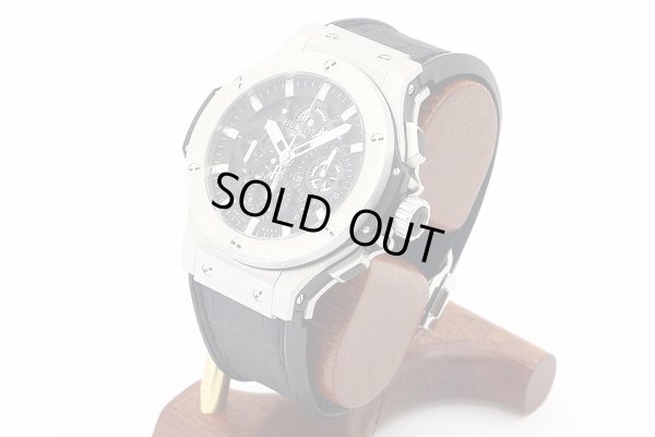 ウブロ　アエロバン　３１１．ＳＸ．１１７０．ＧＲ　スケルトン文字盤　サイド