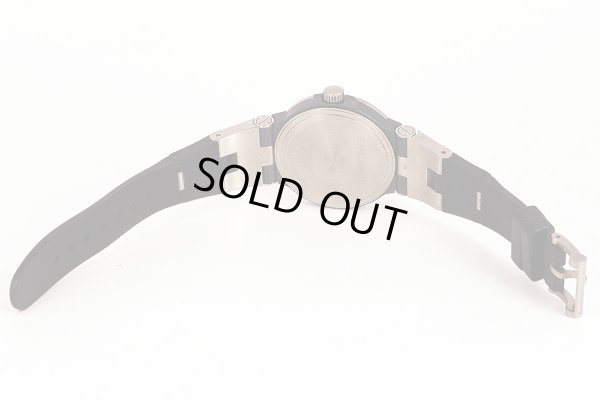 ブルガリ　チタニウム　ＴＩ４４ＴＡ　カーボン文字盤　ラバーベルト