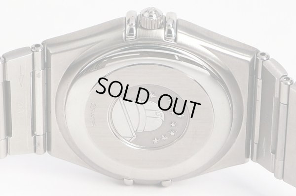 オメガ　コンステレーション　パーペチュアルカレンダー　１５５２．３０　銀文字盤　裏面拡大