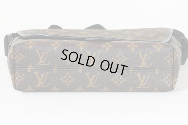 ルイ・ヴィトン マグネティック・メッセンジャー M45557 底