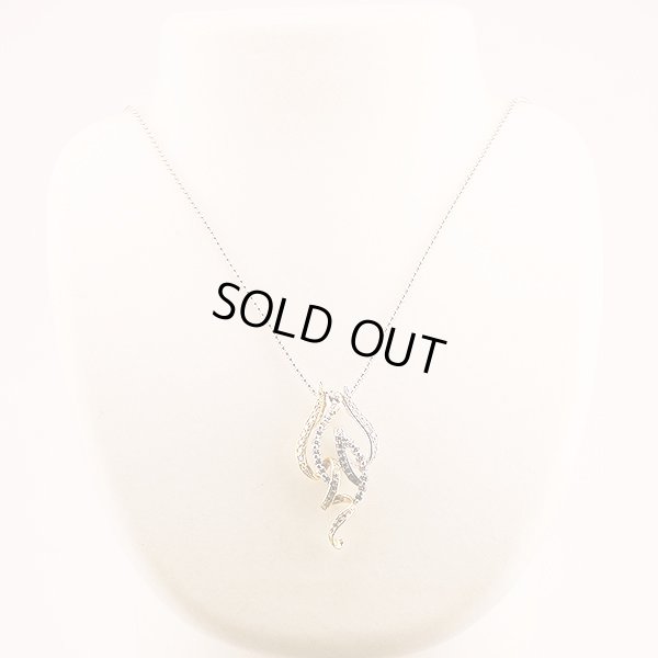 天空　K18WG/YG ダイアイリペンダントネックレス 0.43ct 1.38ct 12.50g　装着イメージ