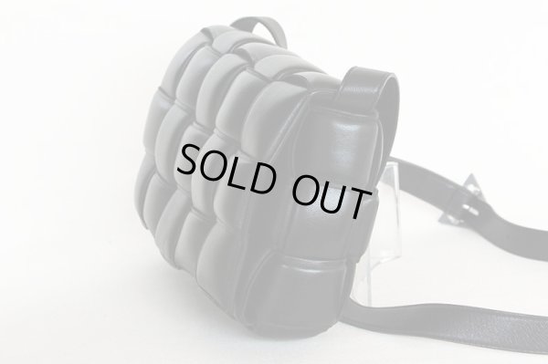 ボッテガヴェネタ パデッド カセット 591970VCQR18803 ブラック/SIV金具 サイド