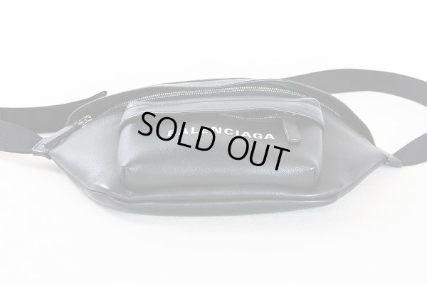 バレンシアガ　ベルトバック 579617 DLQQN 1000 ブラック　底