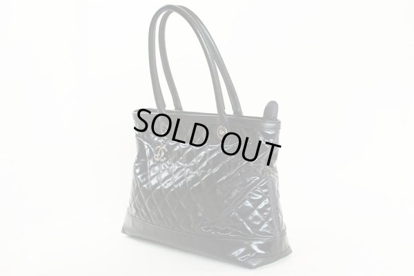 シャネル　トートバック ブラック　サイド