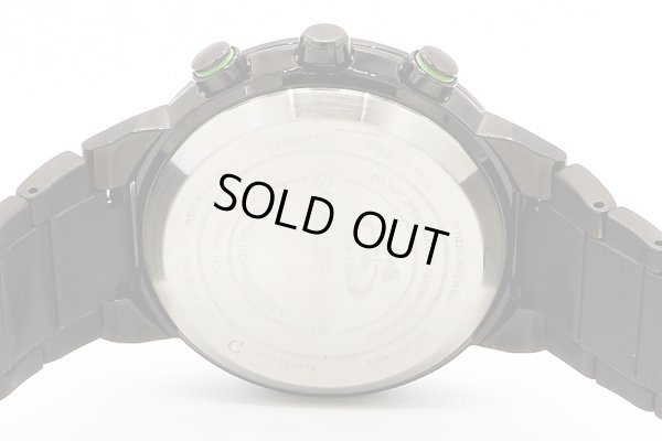 シチズン　サテライトウェーブＧＰＳ　ＣＣ３０３５－５０Ｅ　黒文字盤　裏面拡大