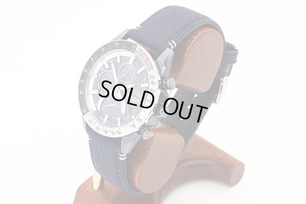 カシオ　エディフィス　ＥＱＢ－１０００ＡＴ　カーボン文字盤　アルファタウリ２０２１年限定　サイド