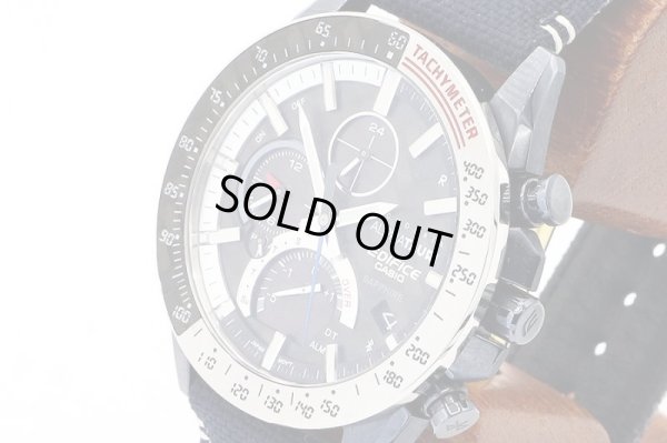 カシオ　エディフィス　ＥＱＢ－１０００ＡＴ　カーボン文字盤　アルファタウリ２０２１年限定　サイド拡大