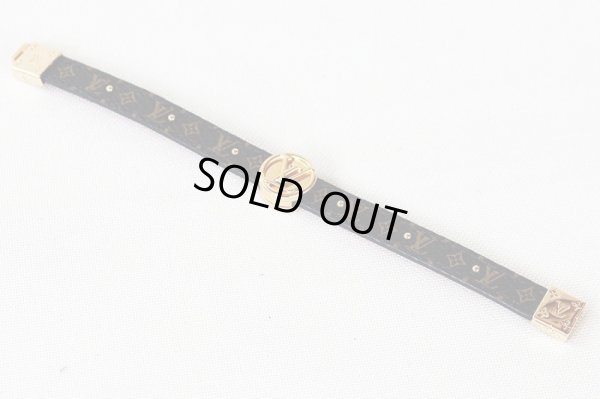 ルイ・ヴィトン ブラスレ・LVサークル リバーシブル M6268E レッド ベルト表面