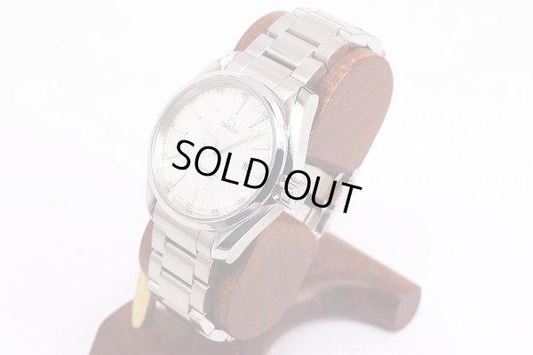 オメガ　シーマスター　アクアテラ　２３１．１０．３９　銀文字盤　サイド