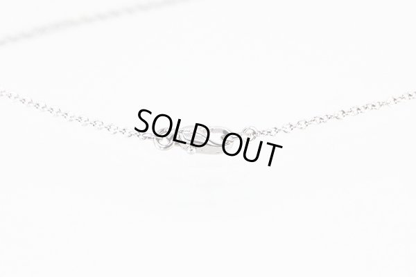 ポメラート　750WG オルソ クマ ダイアイリペンダントネックレス 13.30g　留め具をとめたイメージ