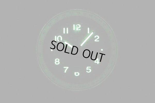 ブライトリング　モンブリラン１９０３　Ａ３５３３０　銀文字盤　ライト暗闇