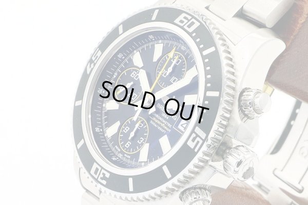 ブライトリング　スーパーオーシャン４４　クロノグラフ　Ａ１３３４１　黒文字盤　サイド拡大